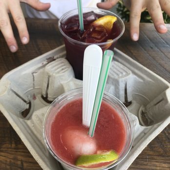 Cena Brooklyn - margarita and sangria - Mexican Near Me - Brooklyn, New York