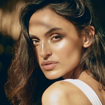 Makeup by Ana Safazada - Radiant, natural makeup on Sonia Sandha - Makeup Artists Near Me Makeup by Ana Safazada - Radiant, natural makeup on Sonia Sandha - Makeup Artists Near Me