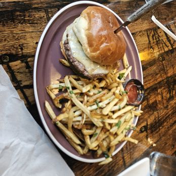 Chant - CHANT'S SMASH BURGER - Asian Fusion Near Me - Chicago, Illinois