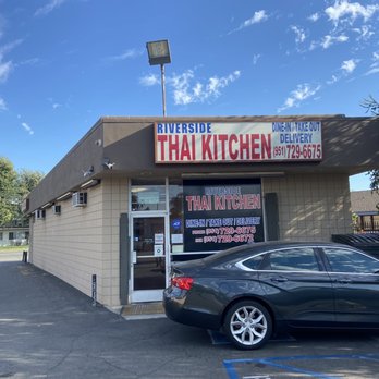 Riverside Thai Kitchen - Thai Near Me - Riverside, California