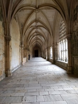 Batalha Monastery by null