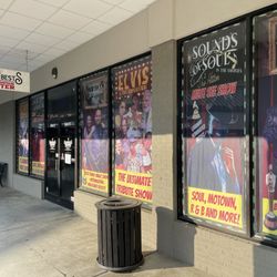 Steven Best’s Smoky Mountain Theater