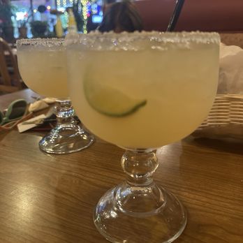 Patron Mexican Bar & Grill - Cocktail Bars Near Me - Thousand Oaks, California