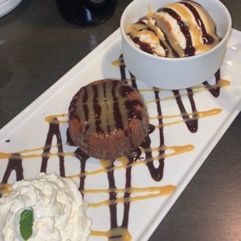 1898 Public House - molten lava cake - Cocktail Bars Near Me - Spokane, Washington