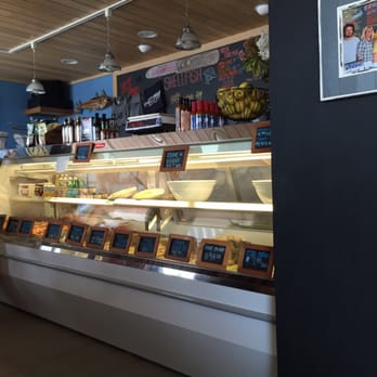 Ship Bottom Shellfish - Display - Seafood Near Me - Ship Bottom, New Jersey