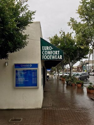 Euro Comfort Footwear 7777 Girard Ave La Jolla Ca Shoe Stores