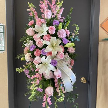 Blossom Shop - Florists Near Me - Scottsbluff, Nebraska