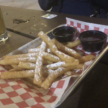 Social House Orlando - Funnel cake fries - Chicken Wings Near Me - Orlando, Florida Social House Orlando - Funnel cake fries - Chicken Wings Near Me - Orlando, Florida