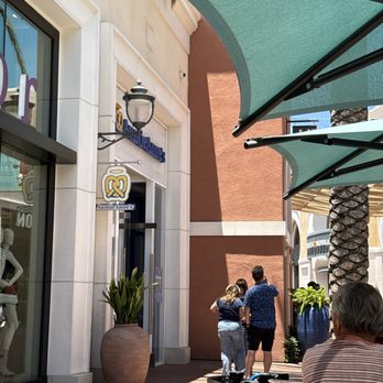 Auntie Anne's - Pretzels Near Me - Irvine, California