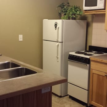 StoneBrook Resort - Kitchen. Room 10A. - Hotels Near Me - Estes Park, Colorado