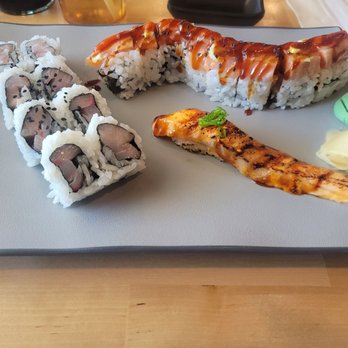 King Salmon - Hamachi roll, I Love Salmon roll, and special nigiri, spicy seared salmon. Mmm mmm mmm - Sushi Bars Near Me - Phoenix, Arizona King Salmon - Hamachi roll, I Love Salmon roll, and special nigiri, spicy seared salmon. Mmm mmm mmm - Sushi Bars Near Me - Phoenix, Arizona