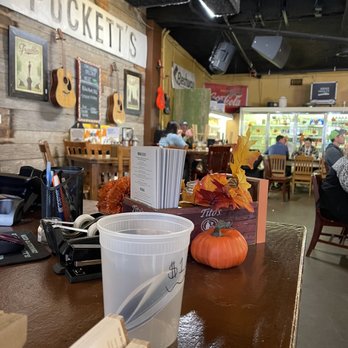 Puckett's Restaurant - Barbeque Near Me - Franklin, Tennessee Puckett's Restaurant - Barbeque Near Me - Franklin, Tennessee