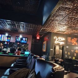 Tailored Smoke Cigar Lounge - VIP lounge for an exclusive visit