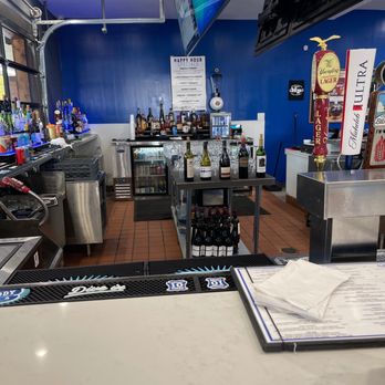 Crush It! Sports Lounge - Sports Bars Near Me - Grapevine, Texas