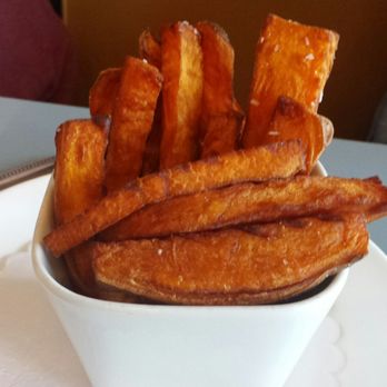 Skylark Diner - Fry girl, Fry girl.  Come here cuz you're sexy and you're fine. And I want you to be mine. - Diners Near Me - Edison, New Jersey