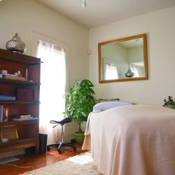 Alchemy - Our newest addition to Alchemy! The white room; filled will plenty of soft natural lighting in a calming and beautiful atmosphere.