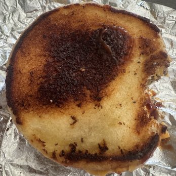 Five Guys - Burnt bun - Burgers Near Me - Surprise, Arizona Five Guys - Burnt bun - Burgers Near Me - Surprise, Arizona