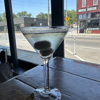 Tower Tavern - Martini - Sports Bars Near Me - Kansas City, Missouri Tower Tavern - Martini - Sports Bars Near Me - Kansas City, Missouri