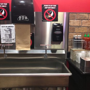 LA Crawfish - They have a sink in the restaurant so you can wash your hands after eating crawfish! SO COOL! - Vietnamese Near Me - Katy, Texas