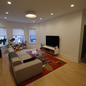 Mike's Hardwood Flooring - Flooring Near Me - Skokie, Illinois Mike's Hardwood Flooring - Flooring Near Me - Skokie, Illinois