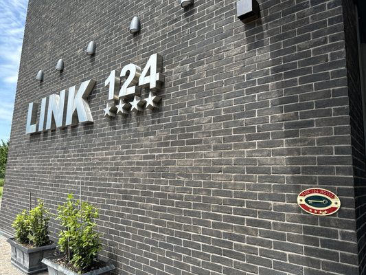 Hotel Link 124 by null