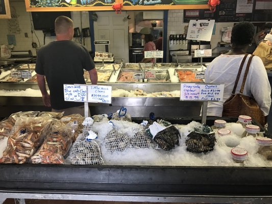 Graham & Rollins Hampton Seafood Market by null