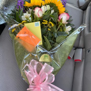 Relles Florist - Florists Near Me - Sacramento, California Relles Florist - Florists Near Me - Sacramento, California