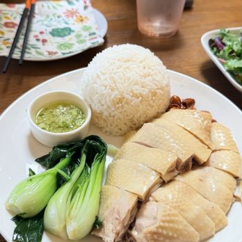 Bloom & Vine - Hainanese Hainan Chicken Rice Plate / - Asian Fusion Near Me - Mountain View, California Bloom & Vine - Hainanese Hainan Chicken Rice Plate / - Asian Fusion Near Me - Mountain View, California