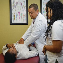Goldson Spine Rehabilitation Center - Aventura