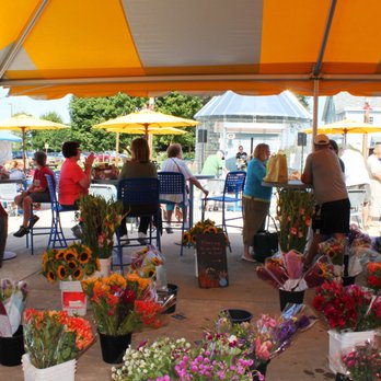 Burlington County Agricultural Center - Fresh-cut Flowers - Farmers Market Near Me - Moorestown, New Jersey Burlington County Agricultural Center - Fresh-cut Flowers - Farmers Market Near Me - Moorestown, New Jersey