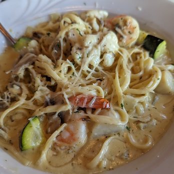 Ray's Waterfront - Creamy seafood linguine - Seafood Near Me - Seward, Alaska