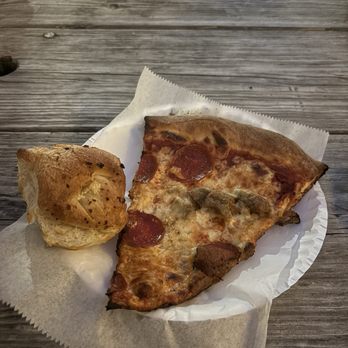 Sal's Pizza - Pizza Near Me - Cedarburg, Wisconsin Sal's Pizza - Pizza Near Me - Cedarburg, Wisconsin