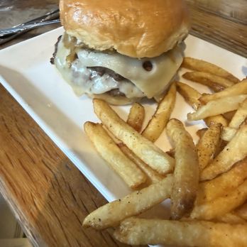 Walters - Walters Burger - Sports Bars Near Me - Washington, DC, District of Columbia Walters - Walters Burger - Sports Bars Near Me - Washington, DC, District of Columbia