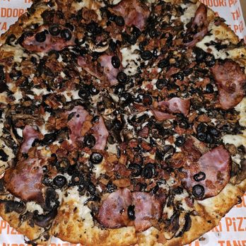 Tandoori Pizza - Pizza Near Me - Rancho Cucamonga, California