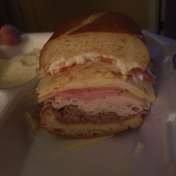 Manny's Deli & Subs - Delis Near Me - Myrtle Beach, South Carolina