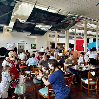 Chef Mickey's - Minnie vibes - American Near Me - Lake Buena Vista, Florida