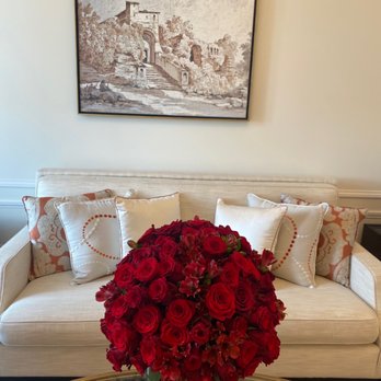 The St. Regis Rome - Love the large fresh flower bouquets - Hotels Near Me - Rome, RM The St. Regis Rome - Love the large fresh flower bouquets - Hotels Near Me - Rome, RM