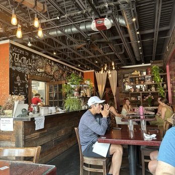 Thai Me Up - Inside - Thai Near Me - Pittsburgh, Pennsylvania Thai Me Up - Inside - Thai Near Me - Pittsburgh, Pennsylvania