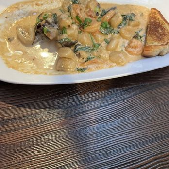 Ryan's Roadhouse - Tuscan Shrimp Gnocchi - Burgers Near Me - St Johns, Michigan Ryan's Roadhouse - Tuscan Shrimp Gnocchi - Burgers Near Me - St Johns, Michigan