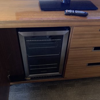 Hyatt Regency McCormick Place - Fridge below tv stand - Hotels Near Me - Chicago, Illinois Hyatt Regency McCormick Place - Fridge below tv stand - Hotels Near Me - Chicago, Illinois