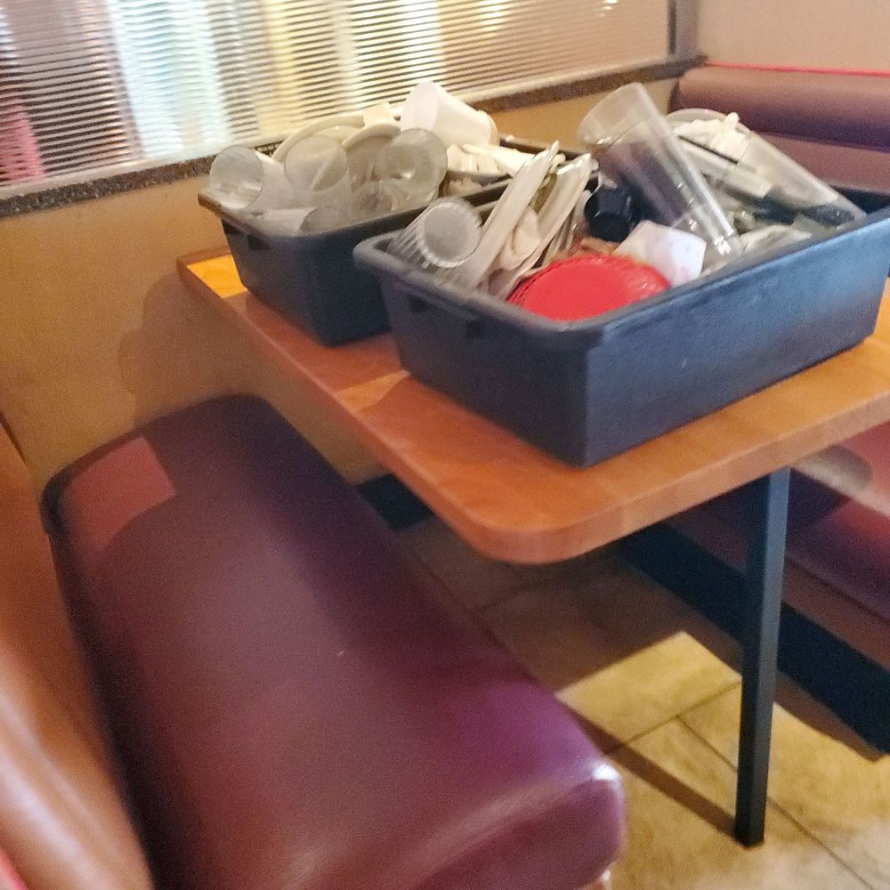 Jim's Restaurants - Dining room dirty. Slow period. Employees standing around. - Diners Near Me - San Antonio, Texas Jim's Restaurants - Dining room dirty. Slow period. Employees standing around. - Diners Near Me - San Antonio, Texas