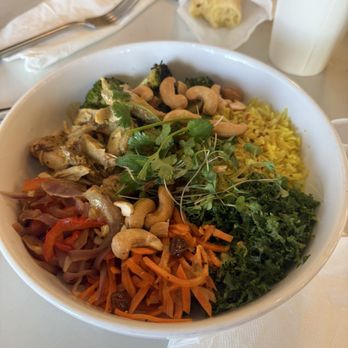 Aubergine Kitchen - Thai chicken bowl - Breakfast & Brunch Near Me - Mesa, Arizona Aubergine Kitchen - Thai chicken bowl - Breakfast & Brunch Near Me - Mesa, Arizona