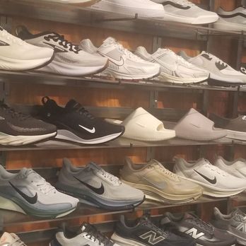 Tyler's - Shoe Stores Near Me - Austin, Texas Tyler's - Shoe Stores Near Me - Austin, Texas
