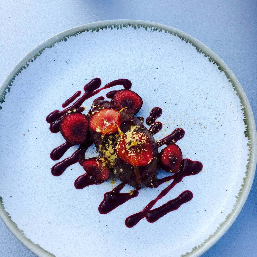 Box-E - Chocolate mousse and cherries - er yeah - British Near Me - Bristol, BST