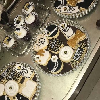 cakes by Tricia Faye - Great Gatsby cookies and cake for 40th Birthday - Custom Cakes Near Me cakes by Tricia Faye - Great Gatsby cookies and cake for 40th Birthday - Custom Cakes Near Me