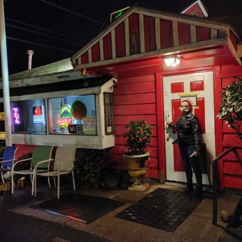 WHISTLE STOP BAR & GRILL - Updated December 2025 - 48 Photos & 81