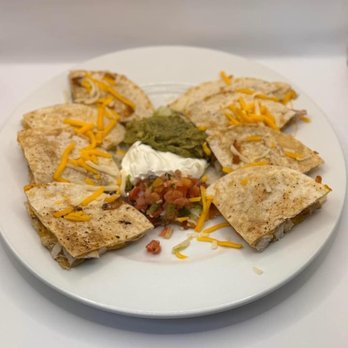 Three B's On The Green - We offer quesadillas as an appetizer! Your choice of ground or fajita beef, fajita chicken, pulled pork, shrimp, or spinach! - Sports Bars Near Me - Porter, Texas Three B's On The Green - We offer quesadillas as an appetizer! Your choice of ground or fajita beef, fajita chicken, pulled pork, shrimp, or spinach! - Sports Bars Near Me - Porter, Texas