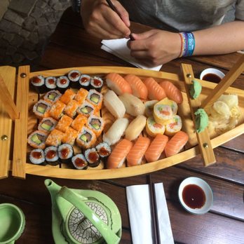 Don Sushi - Selbst zusammengestellte Platte für 2. - Sushi Bars Near Me - Berlin, BE Don Sushi - Selbst zusammengestellte Platte für 2. - Sushi Bars Near Me - Berlin, BE