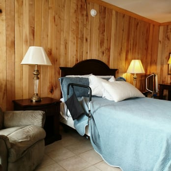 Hatfield & McCoy Lodge - Comfy bed! - Guest Houses Near Me - Pikeville, Kentucky