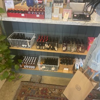 Flask & Field - Beer, Wine & Spirits Near Me - Los Angeles, California Flask & Field - Beer, Wine & Spirits Near Me - Los Angeles, California
